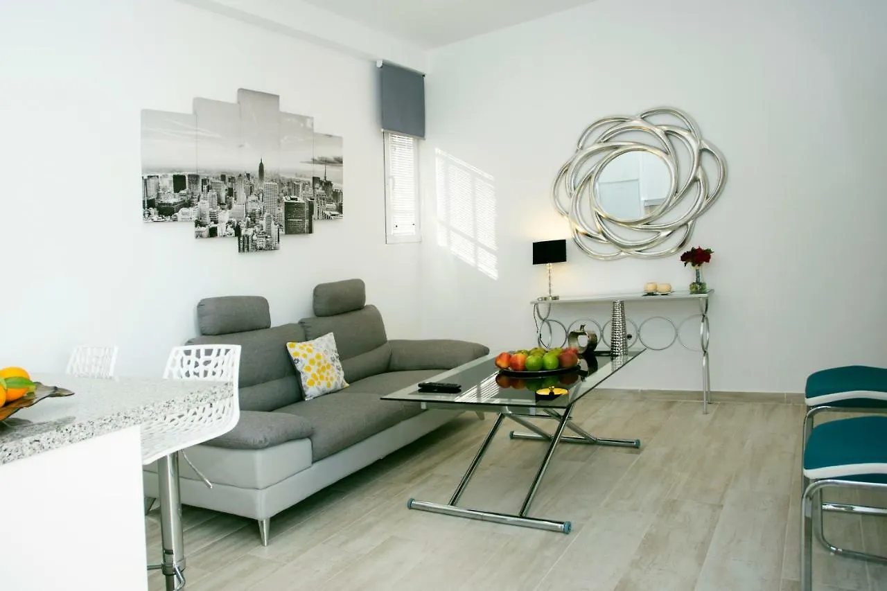 Monko Center, Garden & Pool O Apartment Torremolinos Spain
