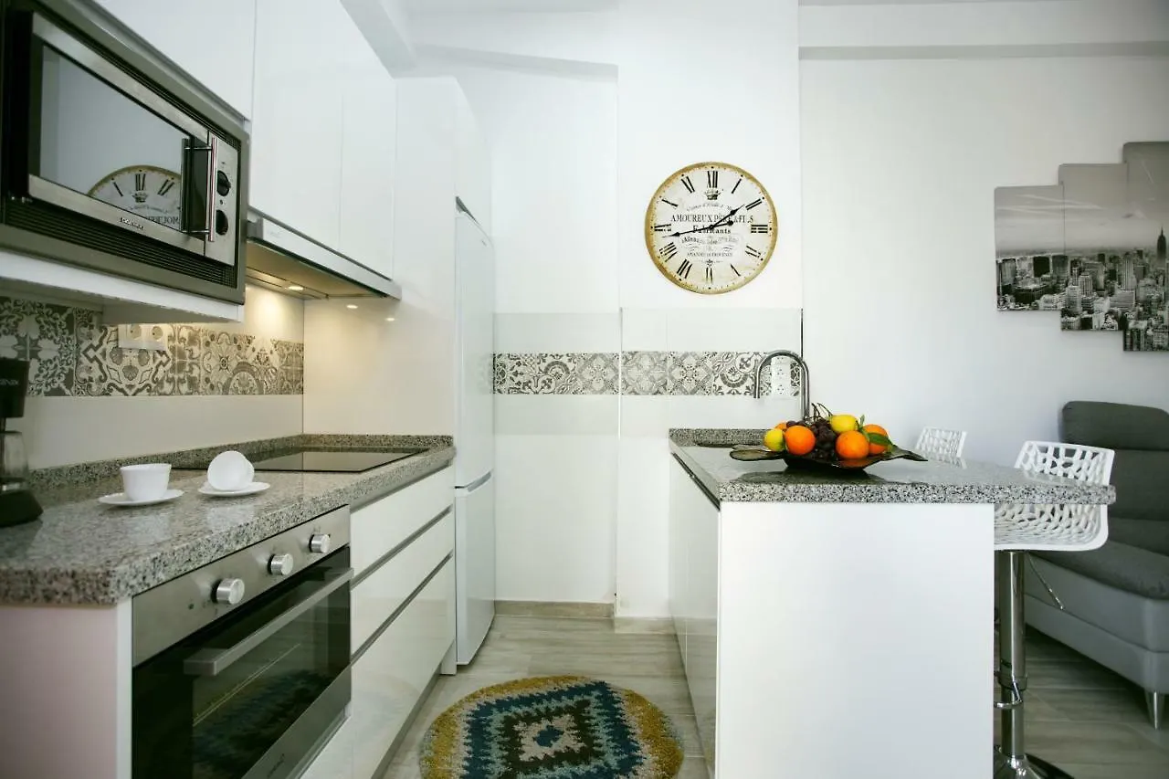 Monko Center, Garden & Pool O Apartment Torremolinos Spain